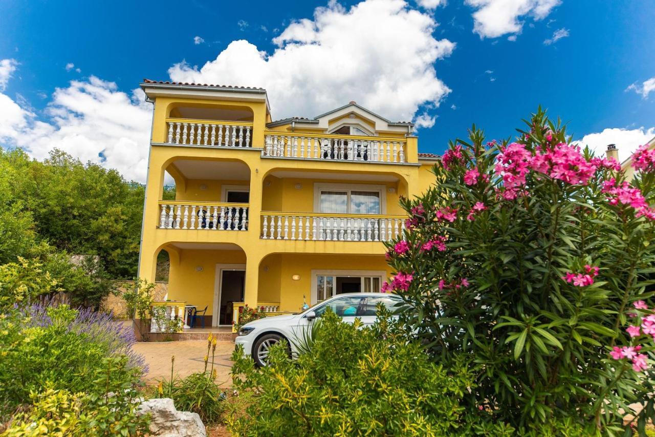 Apartments Artan Crikvenica Exterior photo